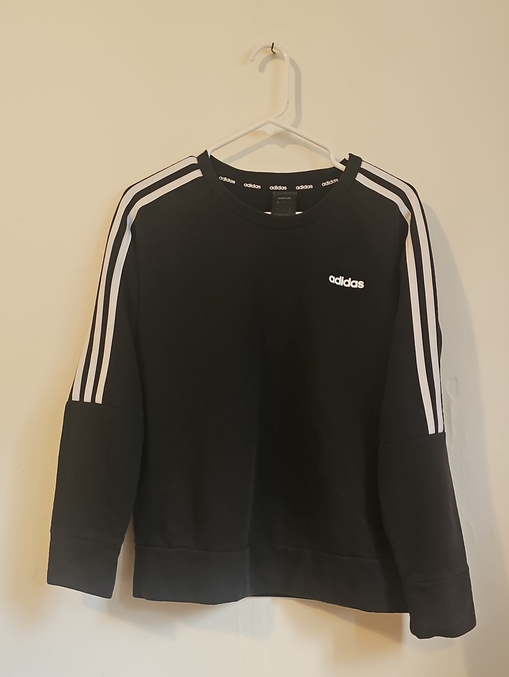Womens Adidas Black Crewneck Sweatshirt M